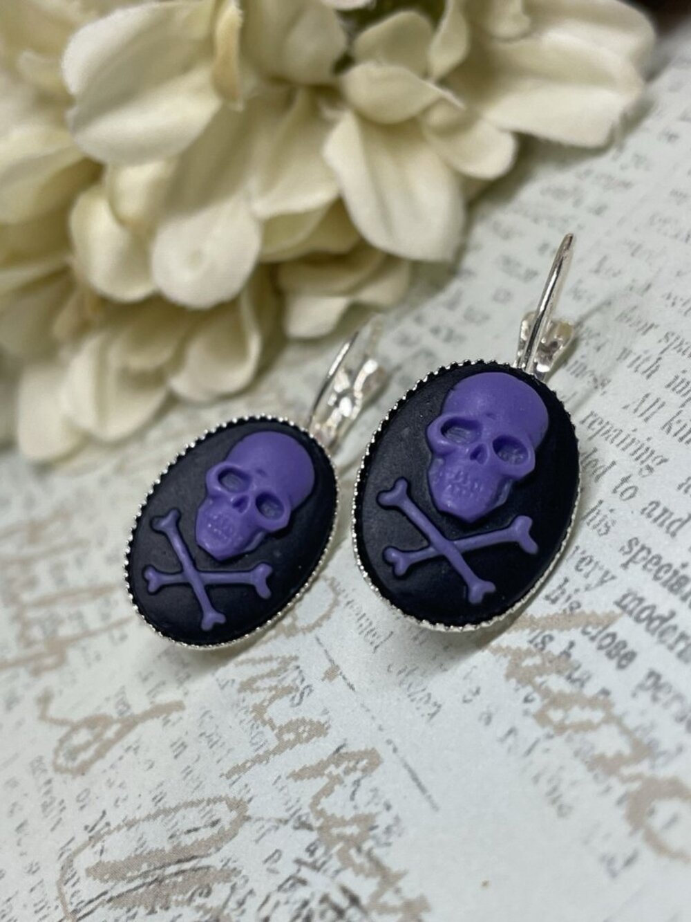 Black Purple Gift Cameo Skull Biker Silver Boutique French Wire Earrings Wedding